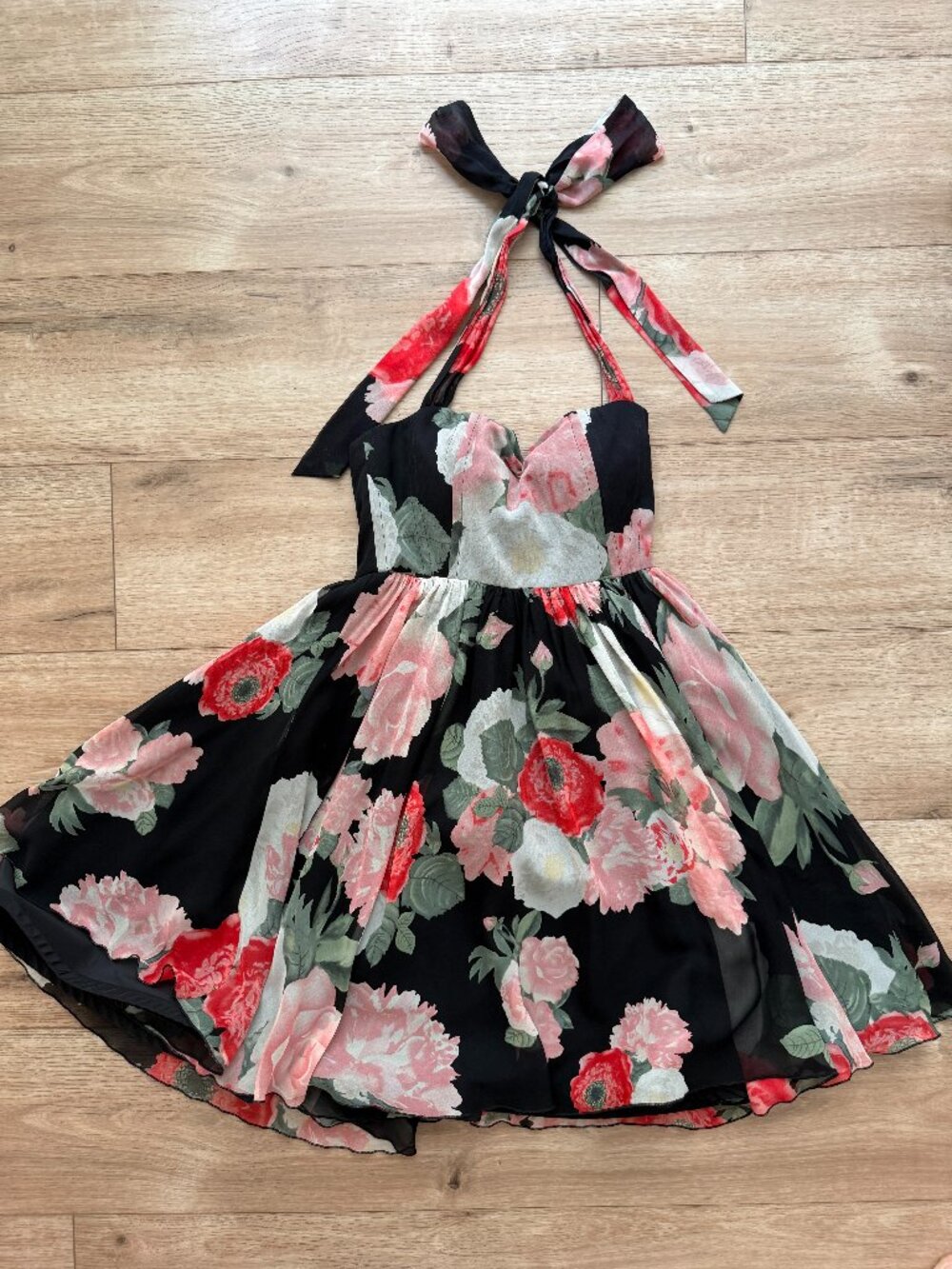 Alice & Olivia halter party dress - Picture 1 of 6